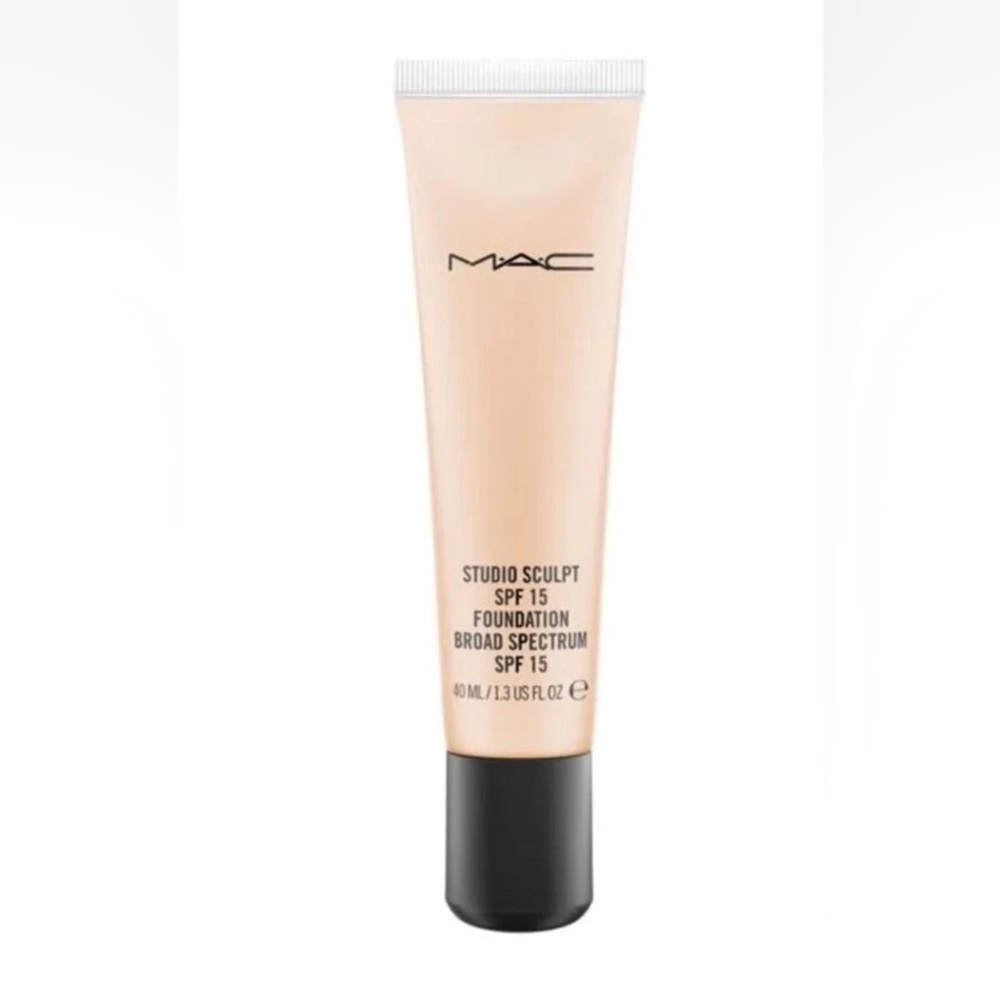 MAC Studio Sculpt Foundation SPF15 NW40 Full Size 40 Ml/1.3 Fl Oz Sealed